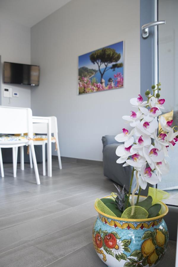Aa Residence - Free Private Parking Сарно Экстерьер фото